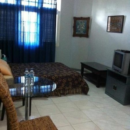 Bangka Bed And Breakfast Jakarta Extérieur photo